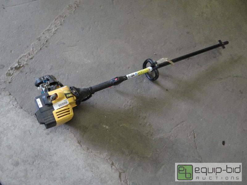 lot 1539 image: Bolens&nbsp25 cc gas trimmer. No head....