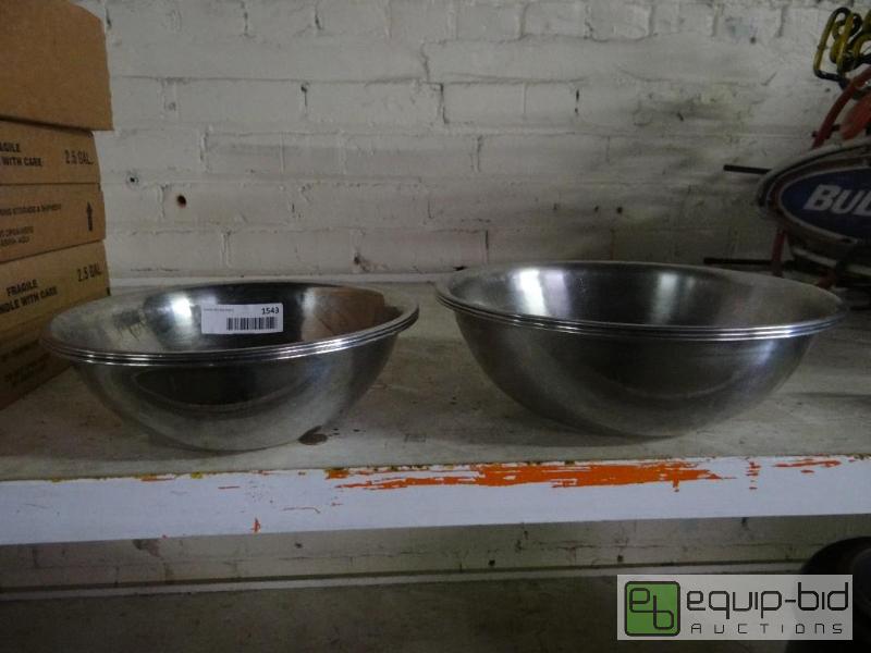 lot 1543 image: Lot of 6 stainless steel bowls.&nbsp  3 of t...