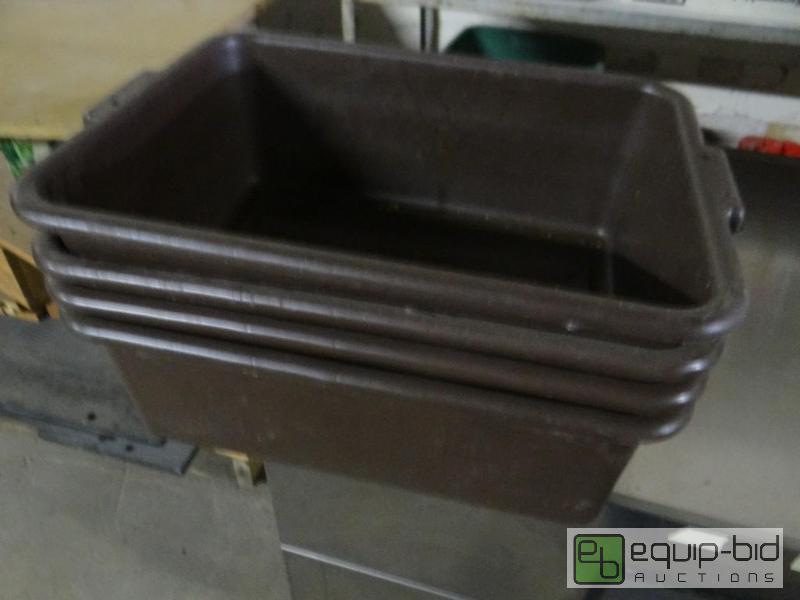 lot 1571 image: Lot of 4 bus tubs....