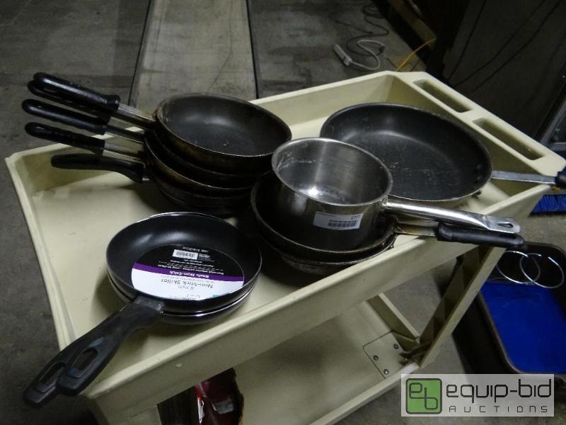 lot 1777 image: Lot of 11 skillets, 2 are new. Most are 8&quo...