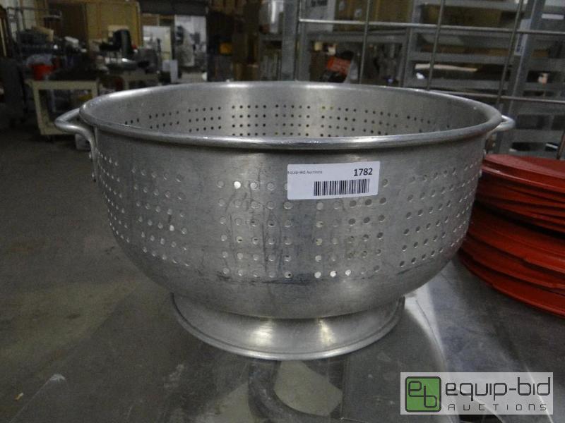 lot 1782 image: Large round colander with handles. 16&quot...