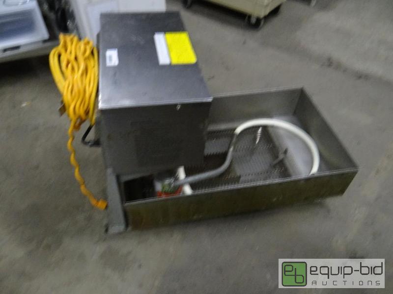 lot 1785 image: Frymaster grease filter system with case of f...