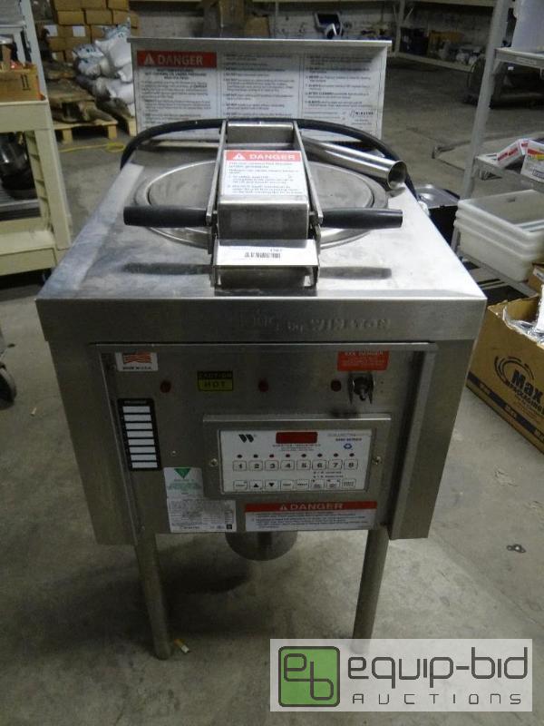 lot 1787 image: Winston Collectramatic digital electric press...