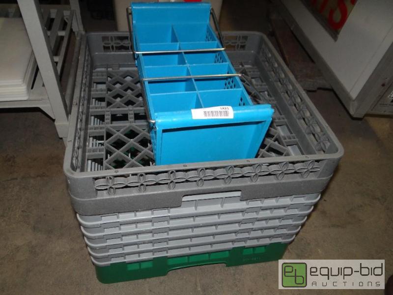 lot 1821 image: Lot of dish racks and silver ware rack,...