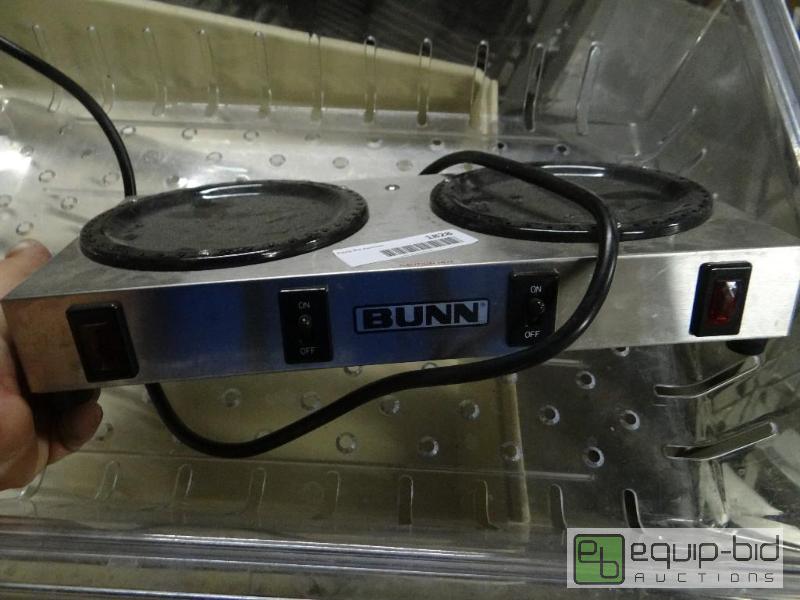 lot 1828 image: Bunn, 2 pot coffee warmer, large plastic cont...