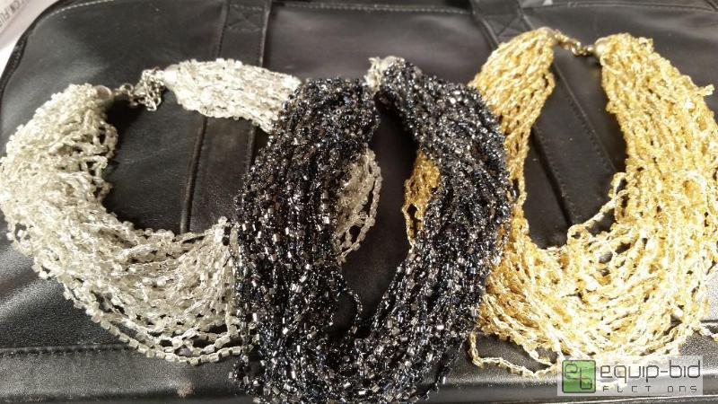 lot 7602 image: Fashion Jewelry     See Pics for detailsin...