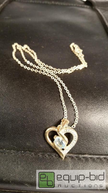 lot 7605 image: Fashion Jewelry     See Pics for detailsin...