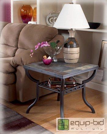 lot 7909 image: Signature Design by Ashley Contemporary Squa...