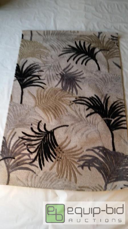 lot 7993 image: DUNMORE RUG 53&quotx83&quot GREY.    Thi...