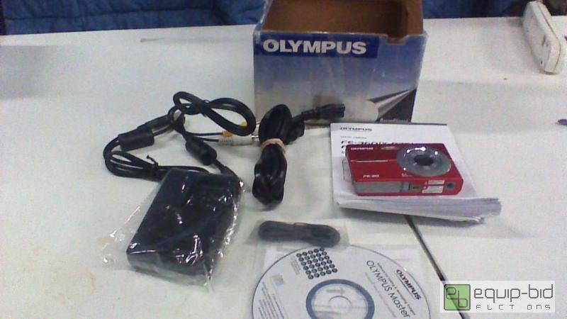 lot 8568 image: Olympus FE-20 8MP Digital Camera with 3x Op...