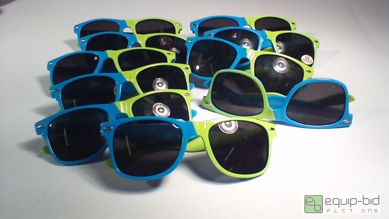 lot 8679 image: 10 Each Pair of Fun Sunglasses     Perfect ...