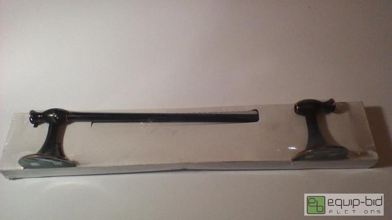 lot 8724 image: 16&quot Towel Rod     New in Package...