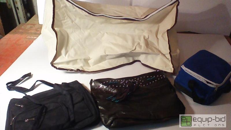 lot 8780 image: Lot of PursesTotes     1 Black Purse   1 B...
