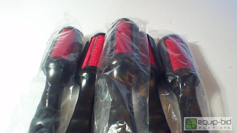 lot 8796 image: (5) each Lint Brush...