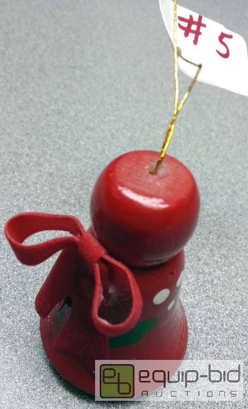 lot 42124 image: Collectable seasonable bell #5...