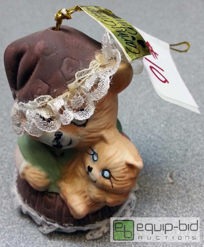 lot 42129 image: Collectable seasonable bell #10...