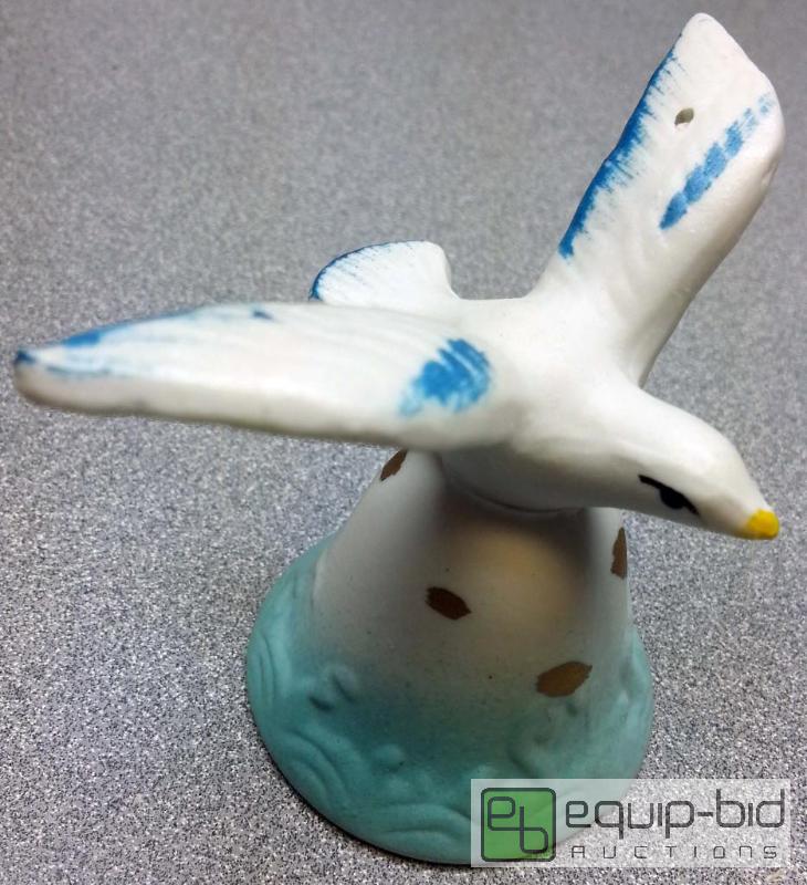lot 42130 image: Collectable seasonable bell #11...