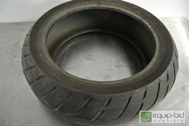 lot 147 image: H-D Radial Dunlop Motorcycle Tire   20055R17...