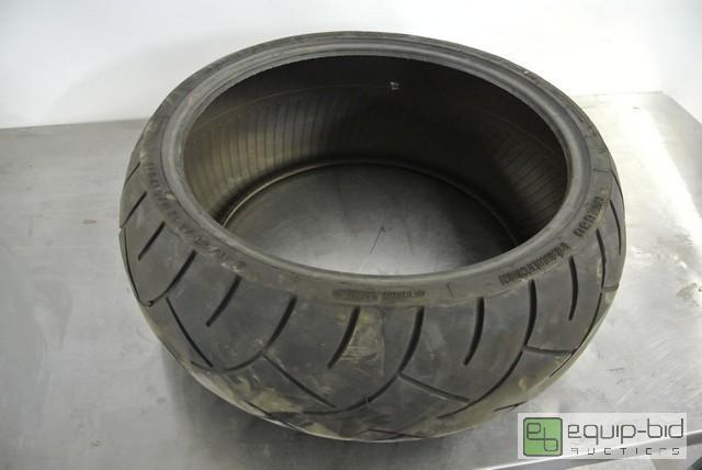 lot 151 image: Metzeler Marathon Motorcycle Tire   24040VR1...