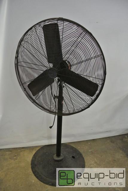 lot 80 image: 31inch Shop FanAll items must be removed by t...