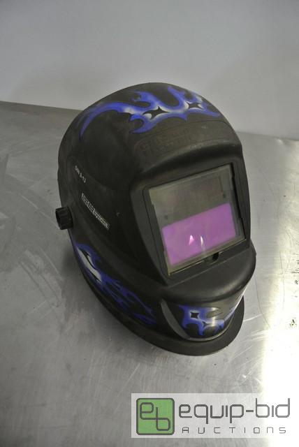 lot 97 image: Chicago Digital Welding HelmetAll items must ...
