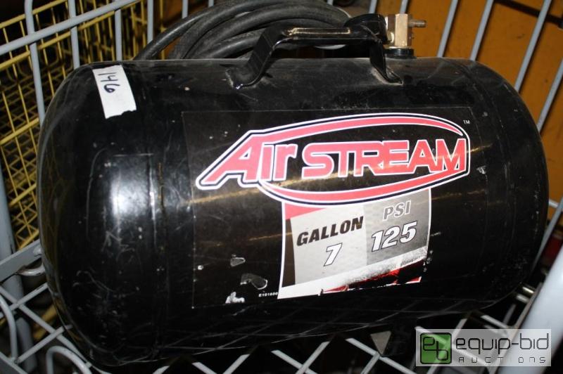 lot 146 image: Air Stream 7 Gallon 125 PSI #E101600...