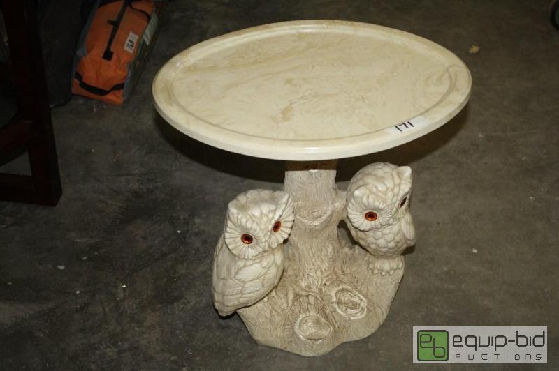 lot 171 image: Owl Table...