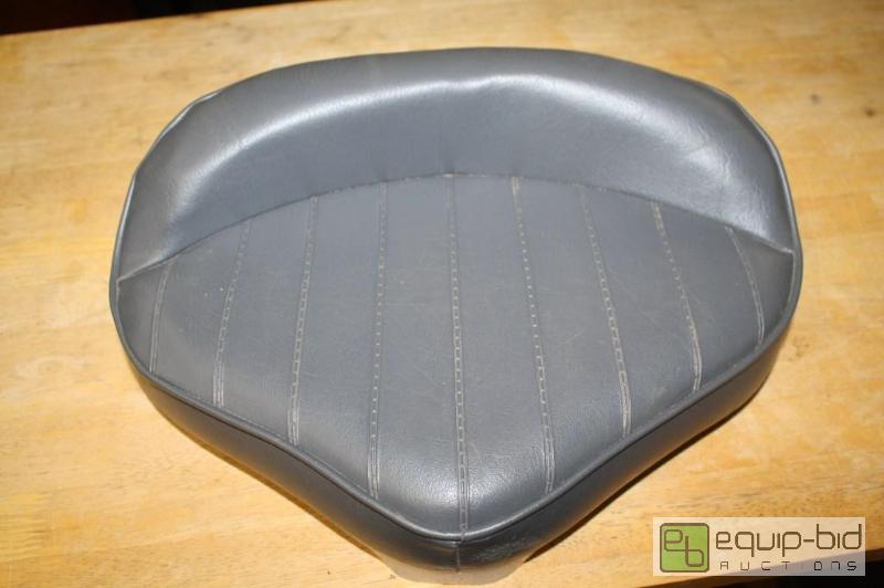 lot 187 image: Charcoal Bike Seat WD112BP-720 15 W 10 &frac...