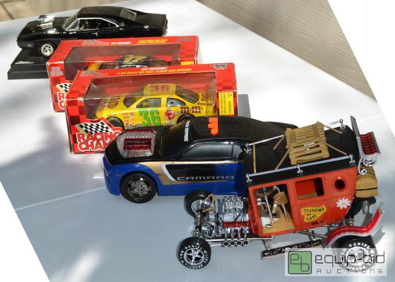 lot 5096 image: Collectible Cars  The Fast and Furious on dis...