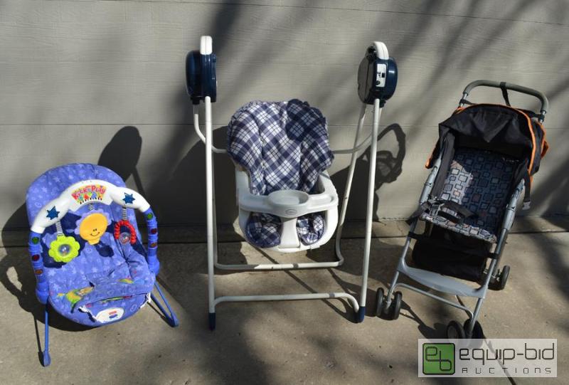 lot 5098 image: Bouncy Seat, Swing &amp Stroller...