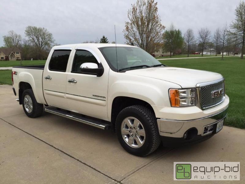 lot 1999 image: 2011 GMC Sierra Pickup Truck, VIN # 3GTP2VE3...