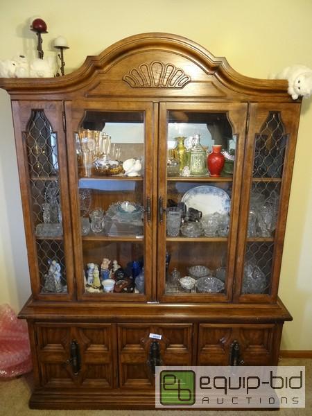 lot 2043 image: Large Wooden Antique China Cabinet  Glass Fro...