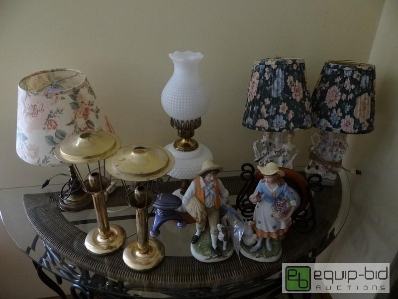 lot 2064 image: Content Of Table Top  Includes Lamps And Figu...