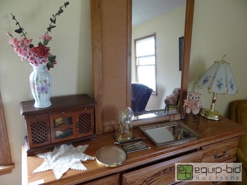 lot 2084 image: Contents Of Dresser Top  Includes Lamp, Jewel...
