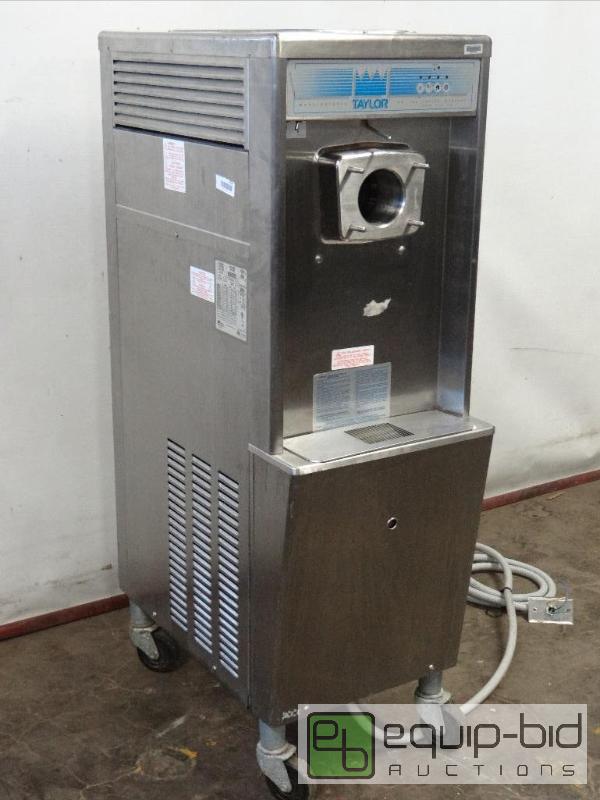 lot 2013 image: Taylor Single Flavor Ice-cream Machine on Cas...