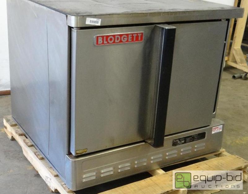 lot 2093 image: Blodgett&nbspNatural Gas Convection Oven&nbs...