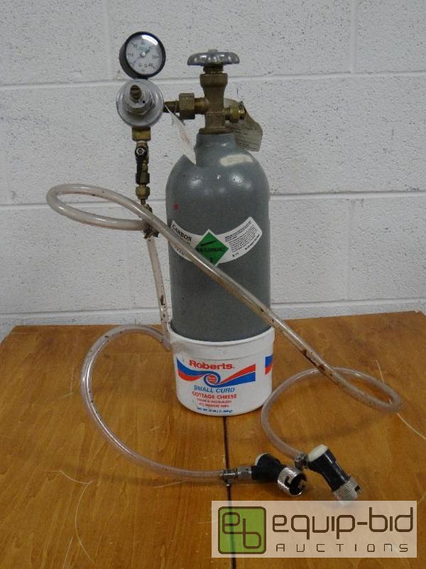 lot 2140 image: Co2 Tank with Regulator and Bag N Box Hook Up...