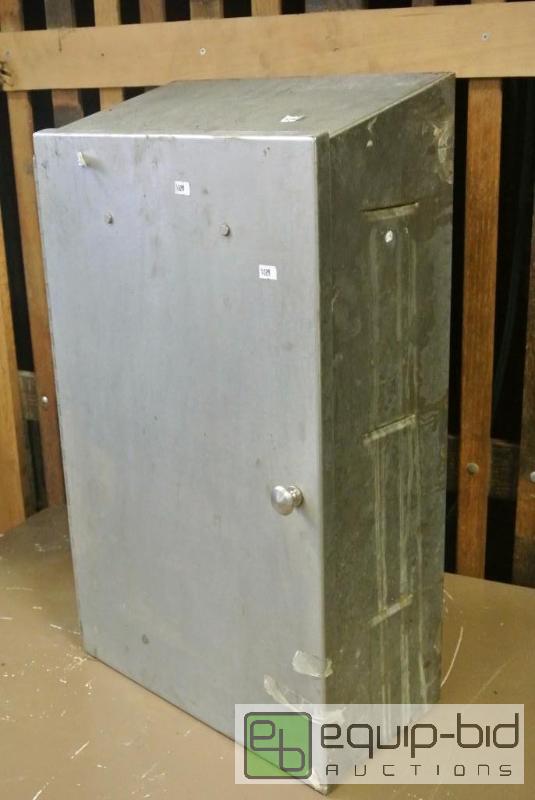 lot 2514 image: Stainless Wall Mount Storage Box...