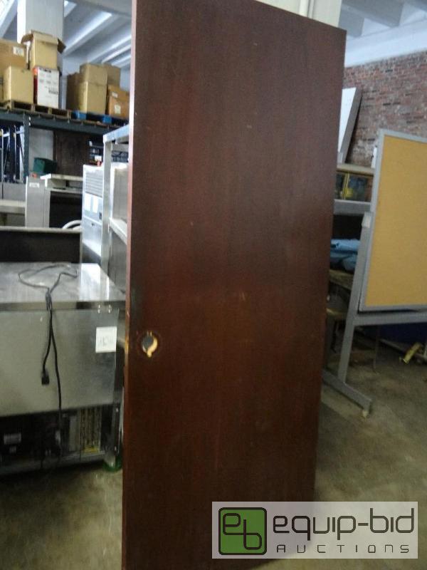 lot 2532 image: (3) Solid Interior Doors with (2) Slatted Scr...
