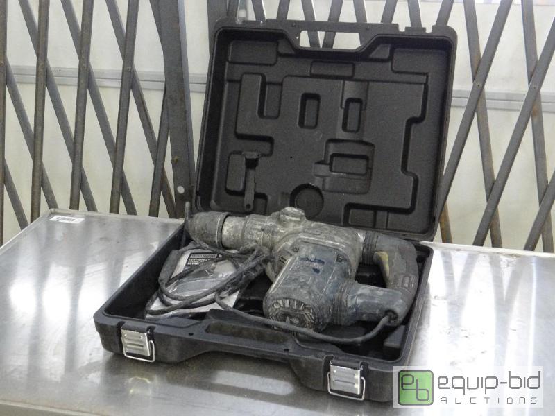 lot 2616 image: Chicago Hammer Drill with Case...