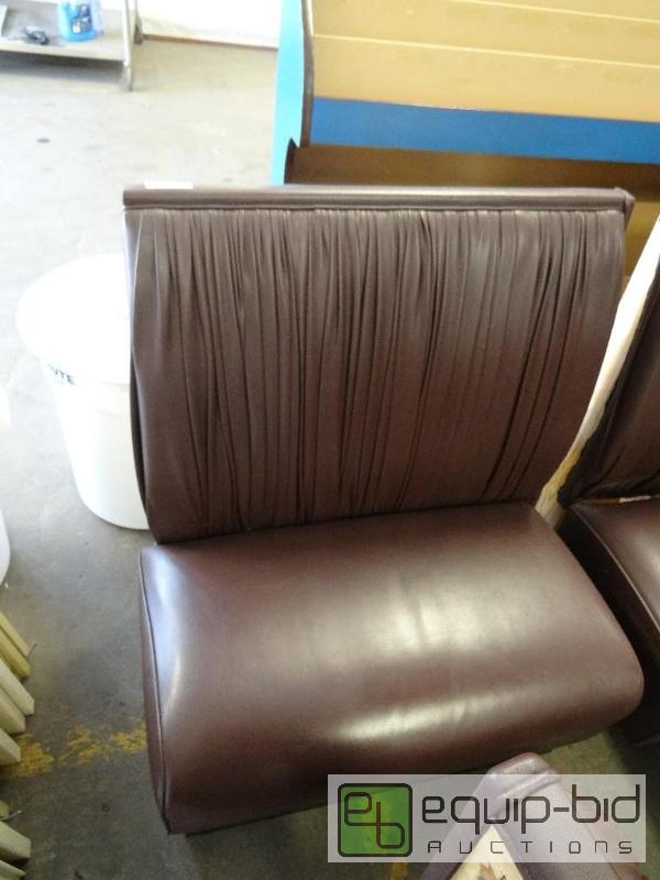 lot 7148 image: 34in Single Sided Booth...