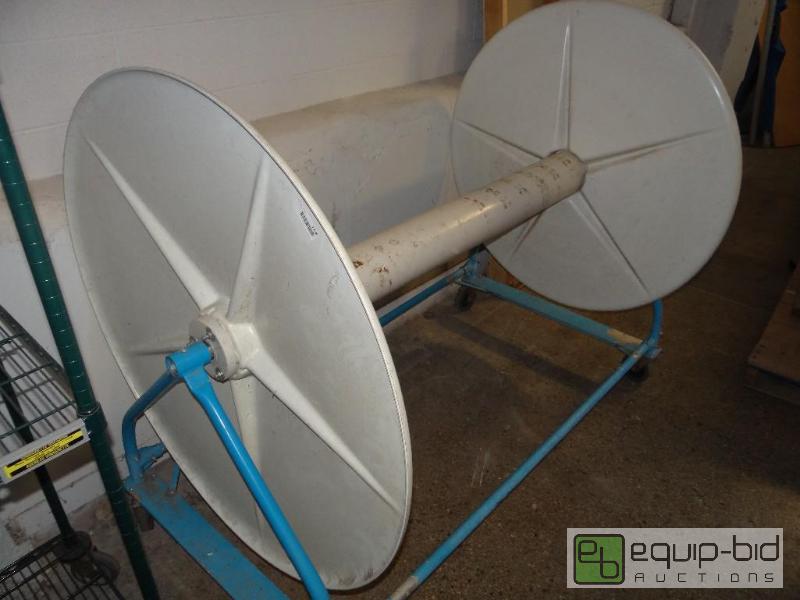 lot 7238 image: Large Pool Rope Reel on Stand with Casters  6...