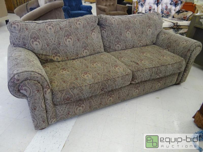 lot 129 image: NICE SOFA, VERY COMFORTABLE, SOFA IS 7 LONG...