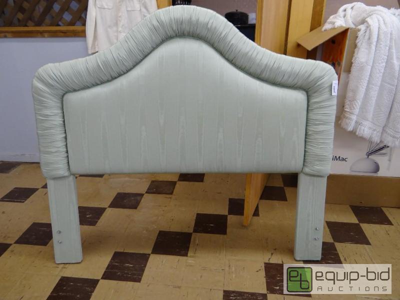 lot 185 image: VERY NICE FULL OR QUEEN HEAD BOARD...