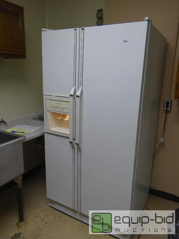 lot 187 image: WHIRLPOOL, SIDE BY SIDE FRIDGE WITH WATER &am...