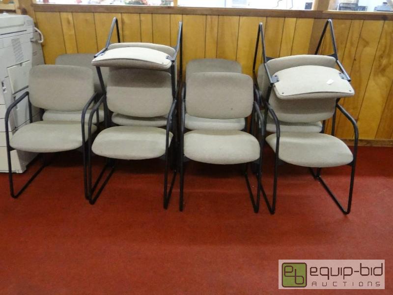lot 189 image: LOT OF 10 OFFICE CHAIRS....