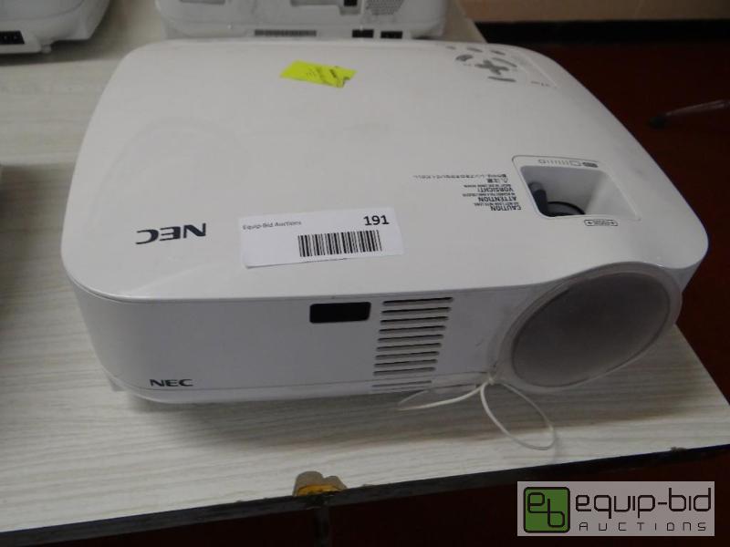 lot 191 image: LCD PROJECTOR NO CORD, HAVE TESTED WITH ONE P...