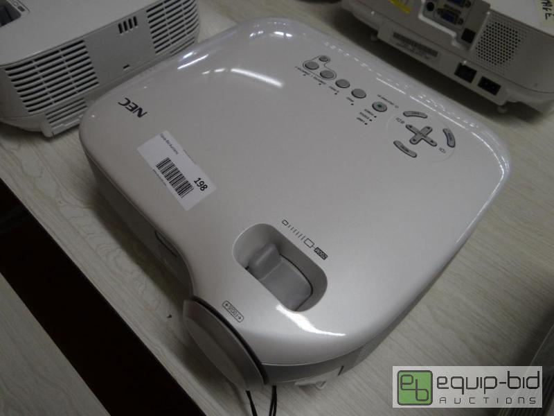 lot 198 image: LCD PROJECTOR NO CORD, HAVE TESTED WITH ONE P...
