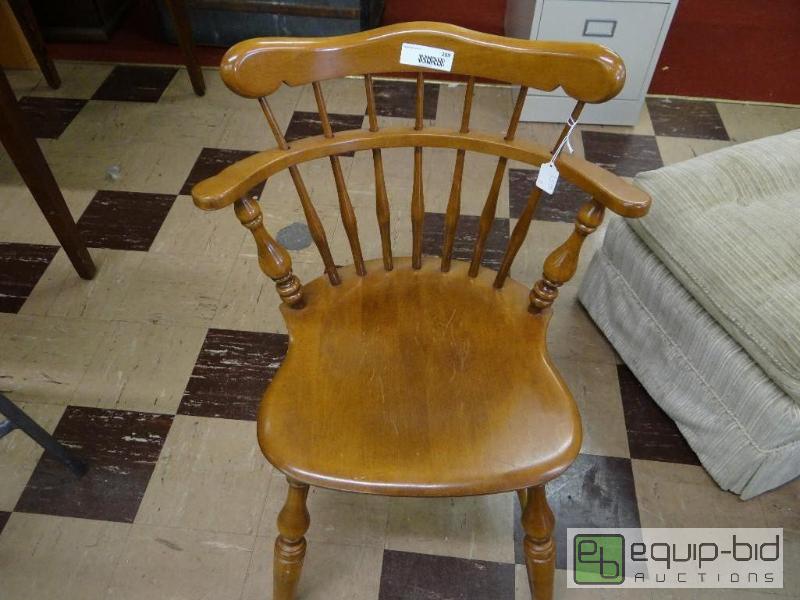 lot 209 image: VINTAGE WOOD DINING CHAIR....