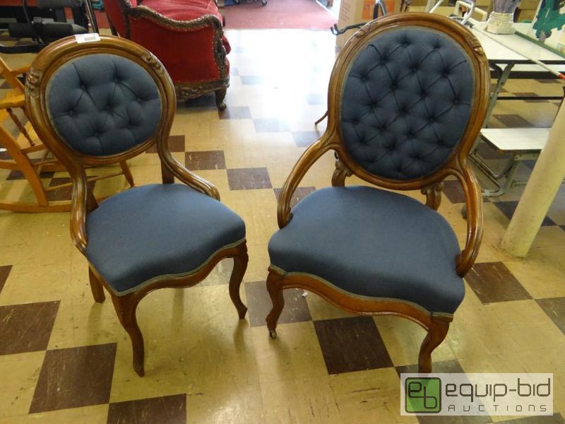 lot 212 image: A PAIR OF ANTIQUE CARVED WOOD PARLOR CHAIRS G...